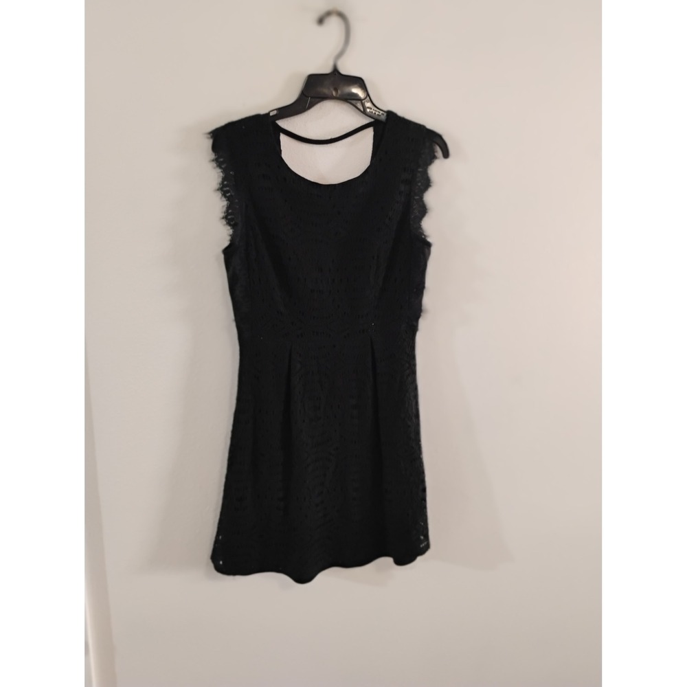 Annabella Black Lace Sleeveless Fit and Flare Dress Back Cutout Size Medium